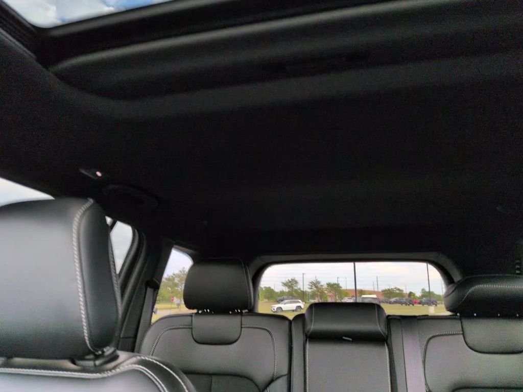 New 2026 Black Jeep Altitude image 29