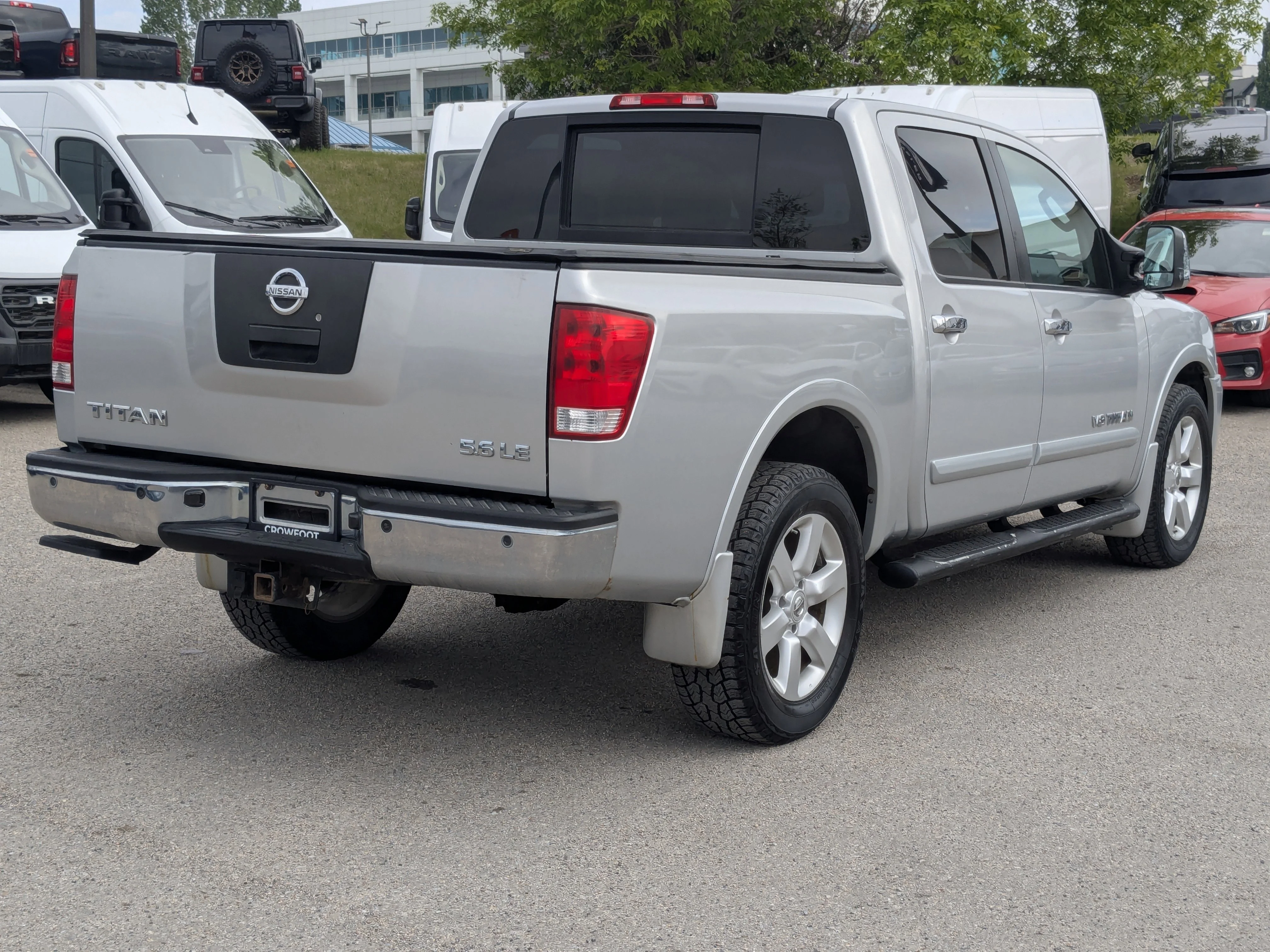 Used 2010 Silver Nissan XE image 8