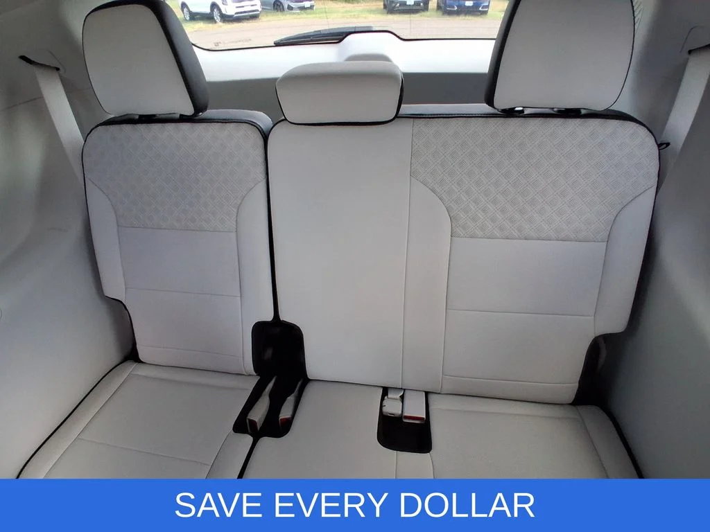 Used 2025 Black GMC Denali image 15