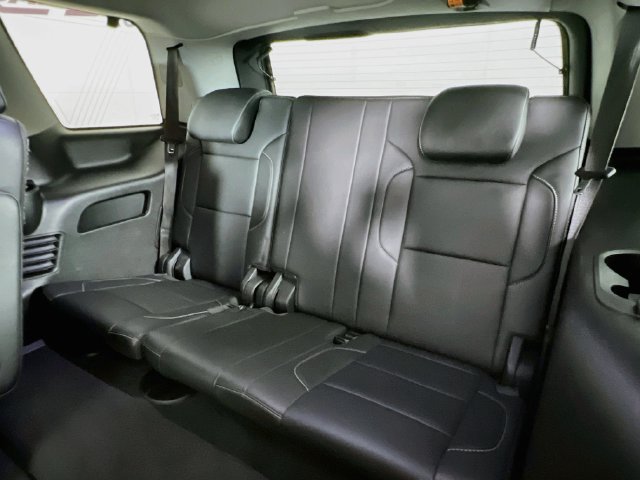 Used 2019 IRIDESCENT PEARL TRICOAT Chevrolet Premier image 39
