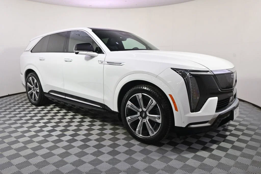 2025 Cadillac Escalade IQ Luxury 2 - Photo 8