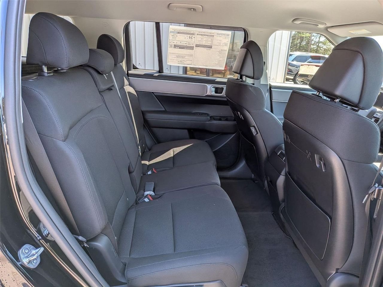 New 2026 Phantom Black Hyundai SE image 34