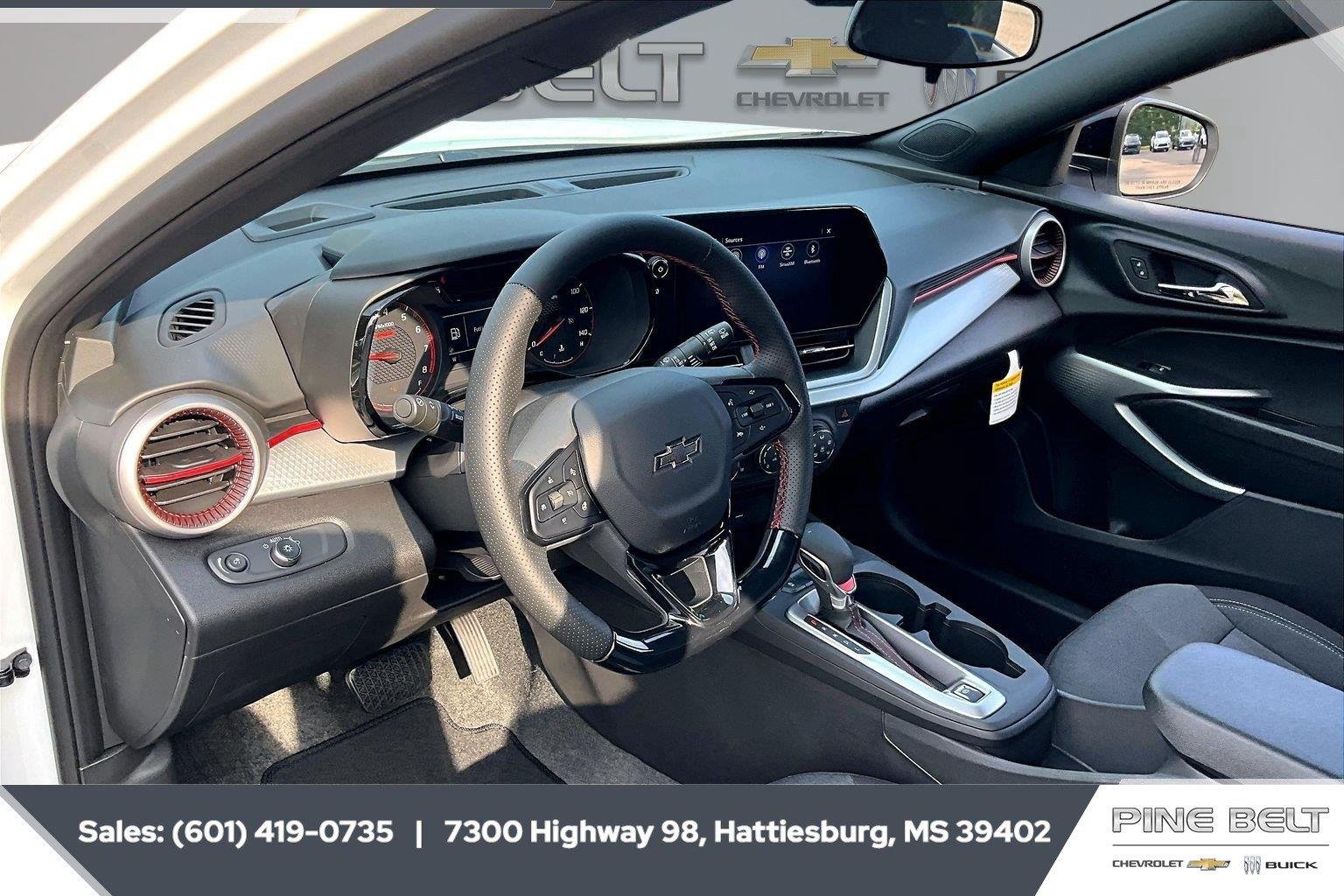 2026 Chevrolet Trax RS - Photo 12