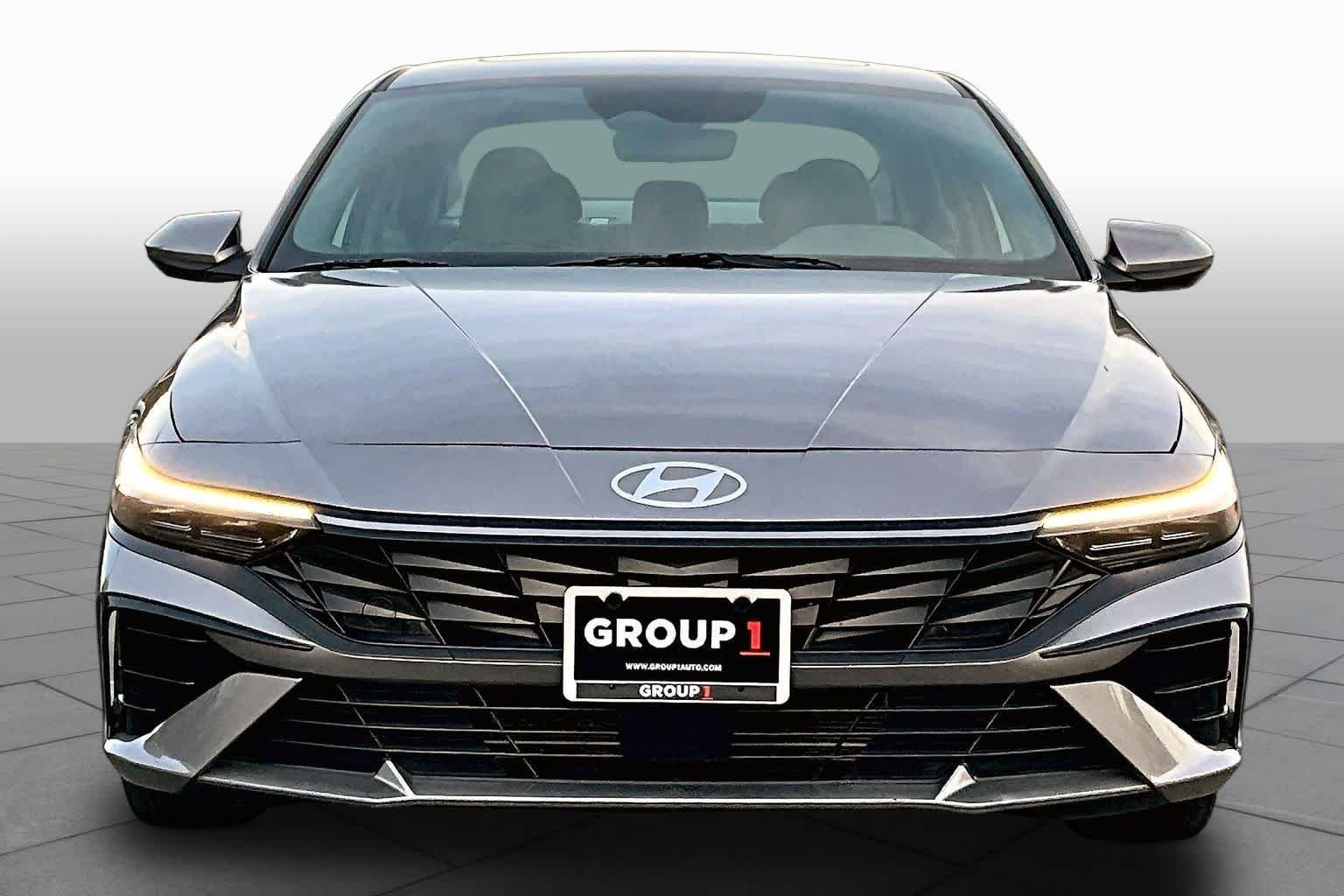 Used 2024 Ecotronic Gray Hyundai Limited image 4