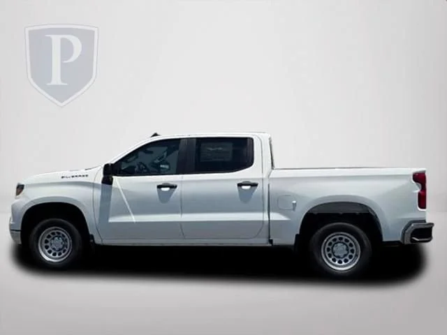 New 2026 Summit White Chevrolet WT image 11