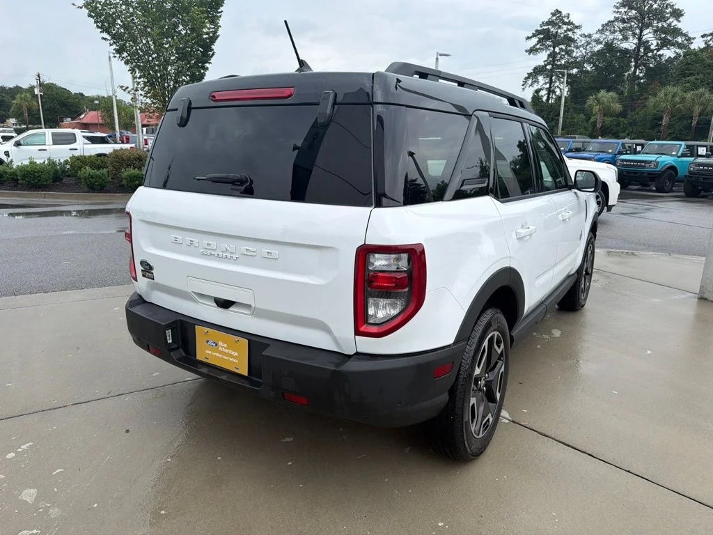 Used 2024 Oxford White Ford Outer Banks image 10