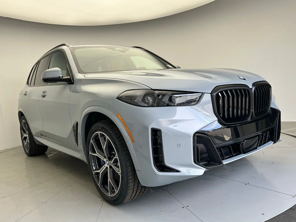 New 2026 Brooklyn Grey Metallic BMW xDrive40i image 2