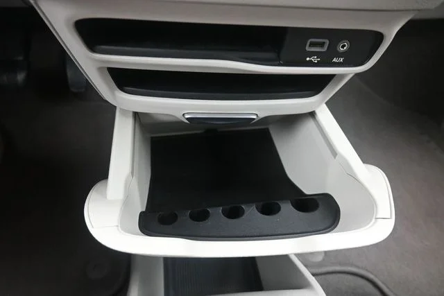 Used 2017 Blue Chrysler Touring image 29