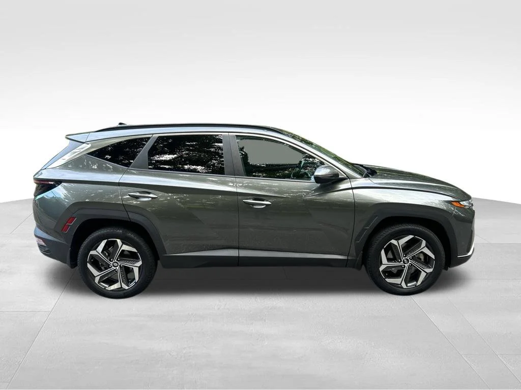 Used 2022 Gray Hyundai SEL image 7