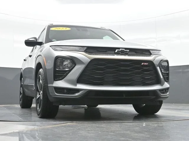 Used 2023 Gray Chevrolet RS image 22