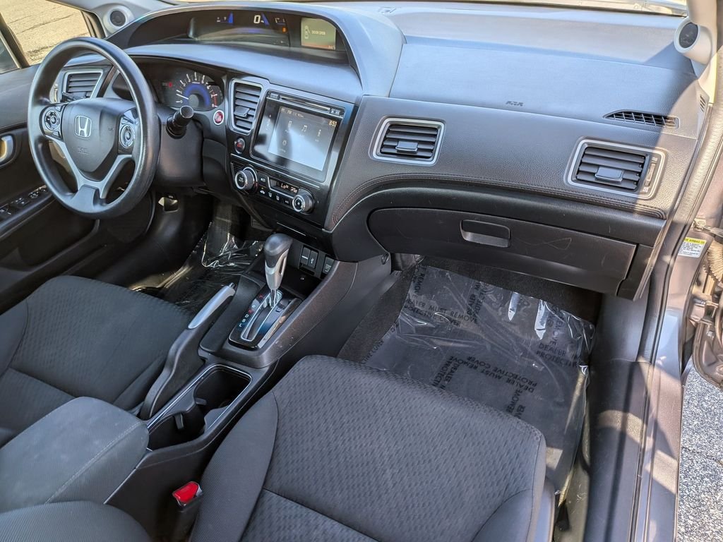 Used 2015  Honda EX image 32