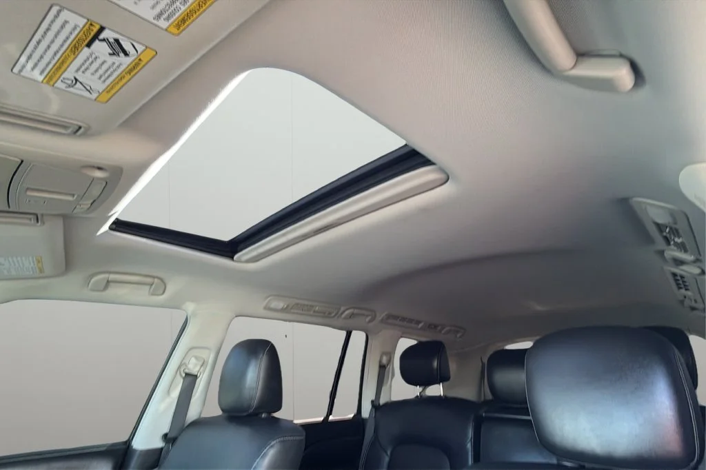 Used 2020 Beige INFINITI LUXE image 31