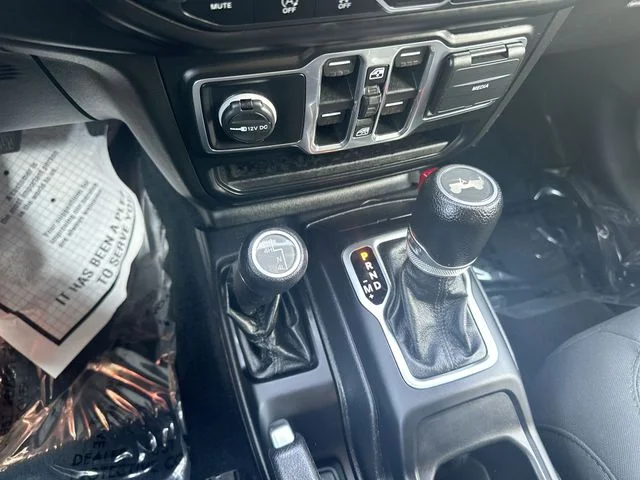Used 2020 Gray Jeep Unlimited Sport image 21