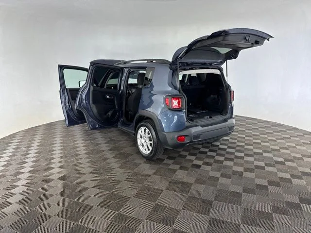 Used 2019 Blue Jeep Latitude image 20