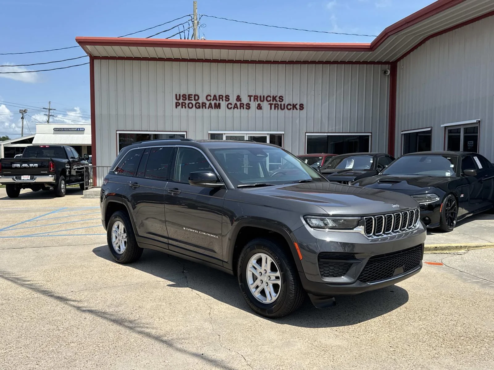 2024 Jeep Grand Cherokee Laredo