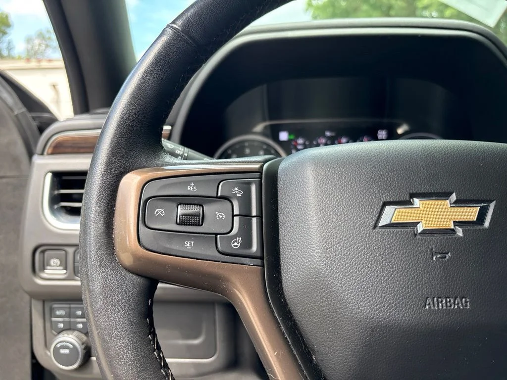 Used 2021 Black Chevrolet High Country image 11