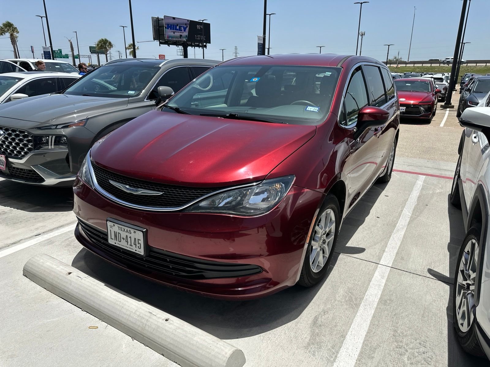 2C4RC1CG9JR194015