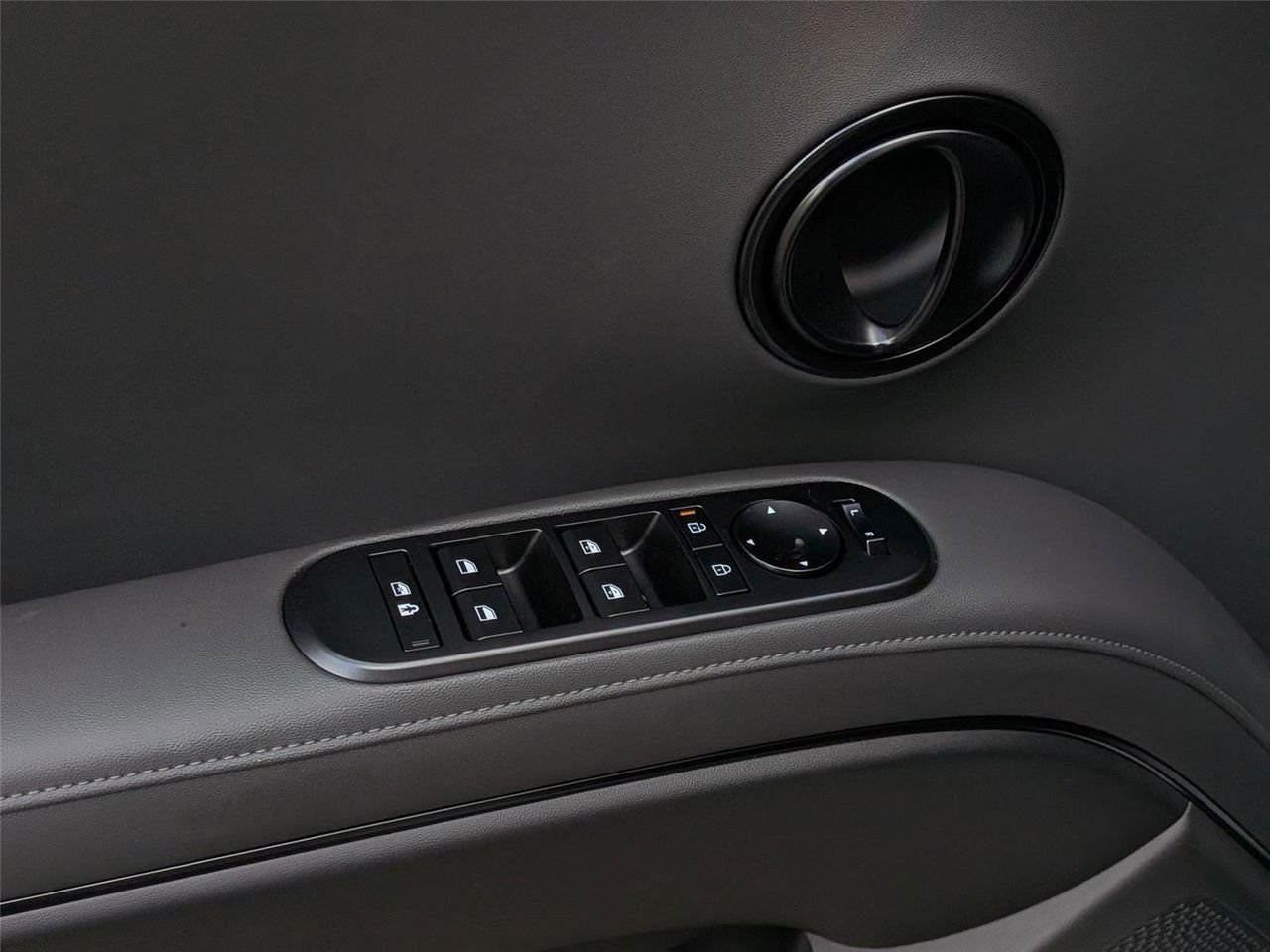 2026 Hyundai Palisade XRT Pro - Photo 12