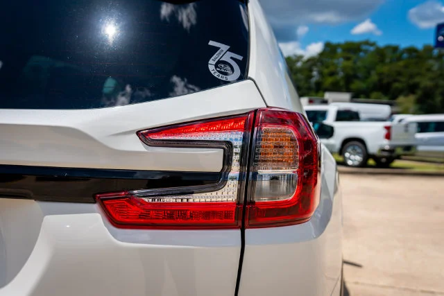 Certified Used 2023 Crystal White Pearl Subaru Onyx Edition Limited image 17