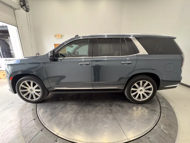 Used 2021 Shadow Metallic Cadillac Premium Luxury Platinum image 15