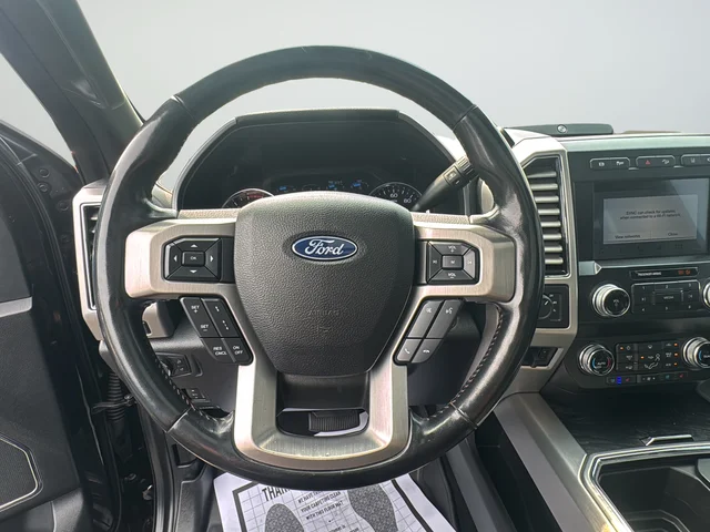 Used 2019  Ford Platinum image 31