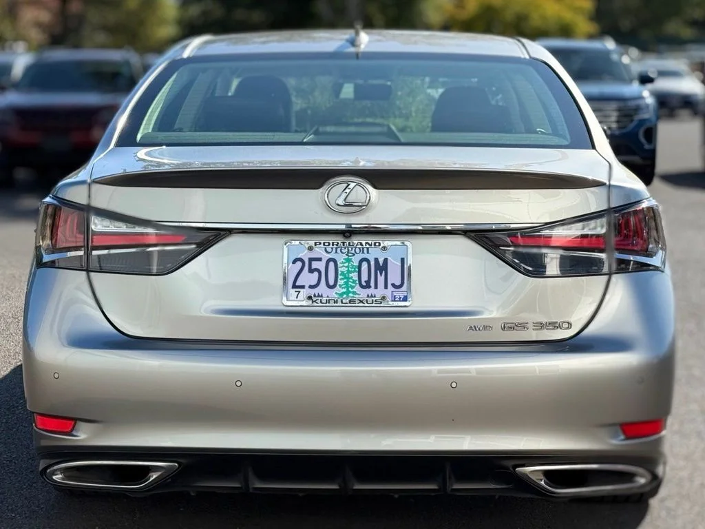 Used 2016 Silver Lexus 350 image 4
