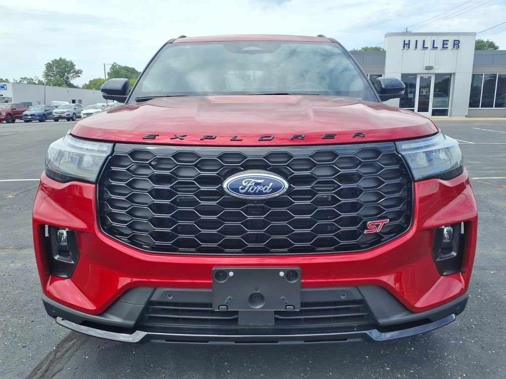New 2026 Rapid Red Metallic Tinted Clearcoat Ford ST image 6