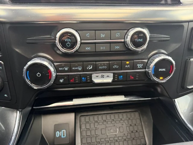 Used 2023 Gray Ford Lariat image 18