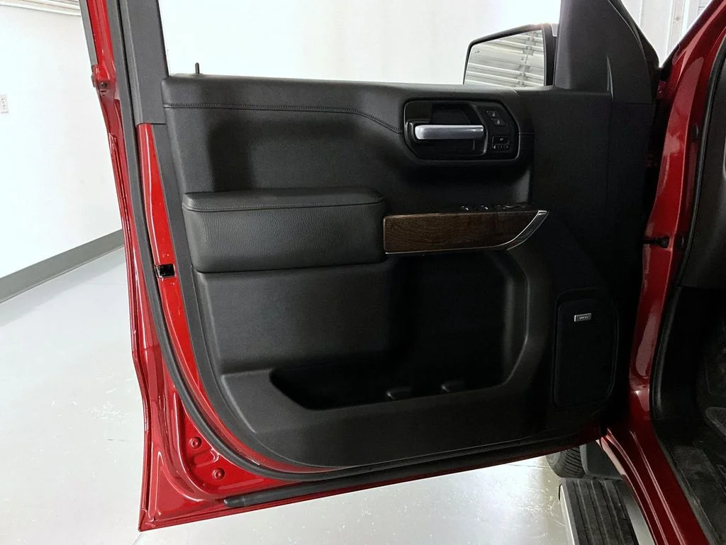 Used 2021 Red GMC Denali image 9