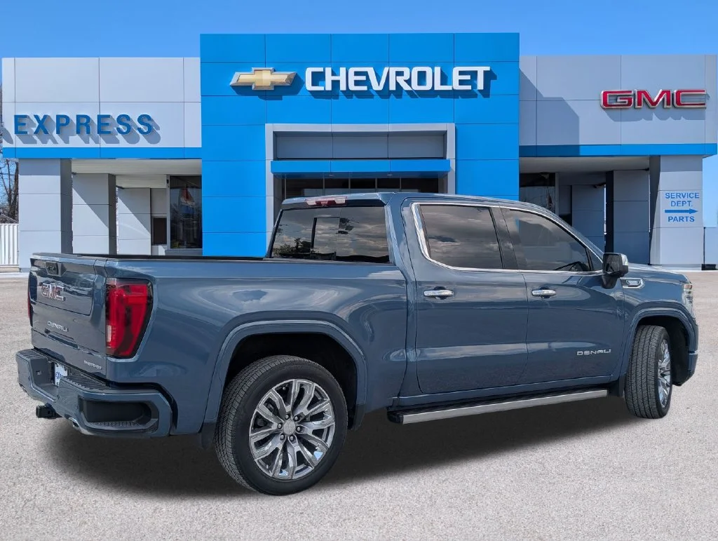 Used 2026 Blue GMC Denali image 3