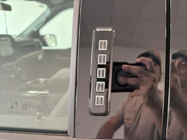 New 2026 Iconic Silver Metallic Ford XLT image 30