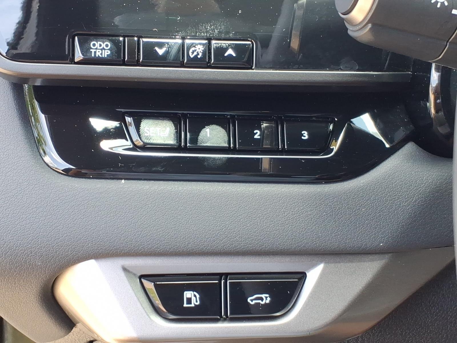 Certified Used 2023 Nori Green Pearl Lexus Premium image 21