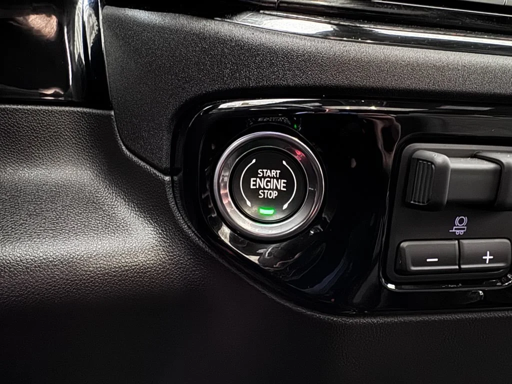 Certified Used 2025 Black Chevrolet ZR2 image 24