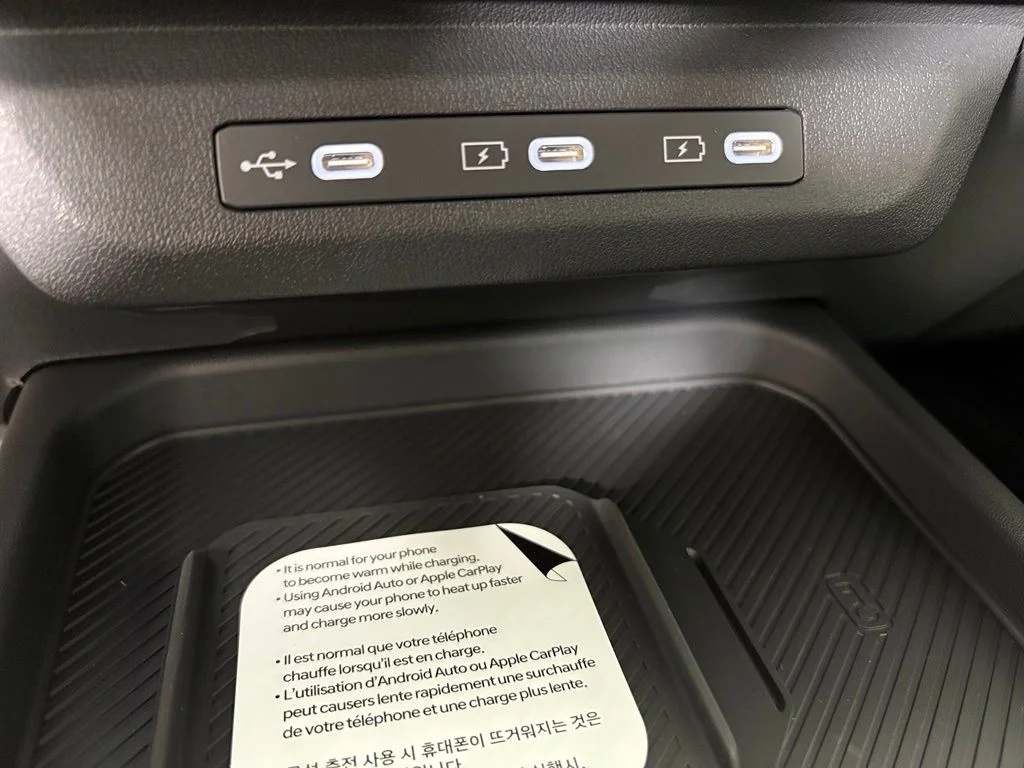 New 2027 Snow White Pearl Kia EX image 30