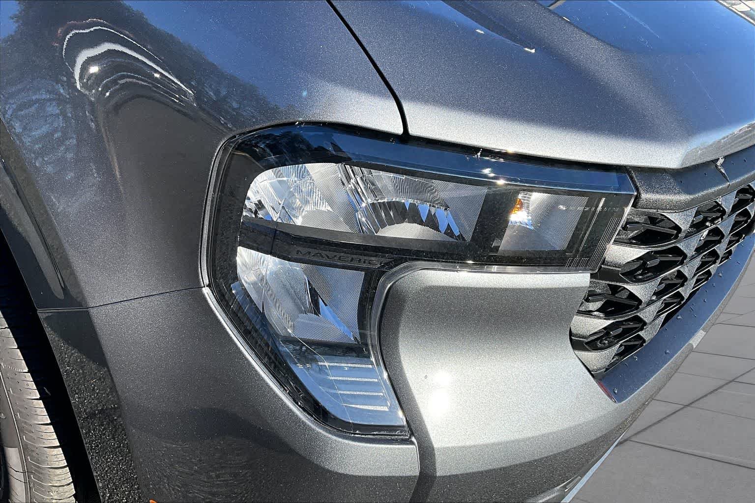 New 2026 Carbonized Gray Metallic Ford XLT image 13