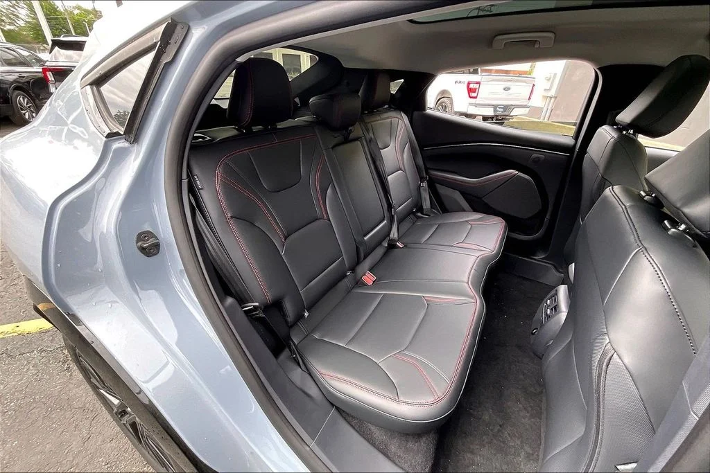 New 2026 Glacier Gray Metallic Tri-coat Ford Premium image 26