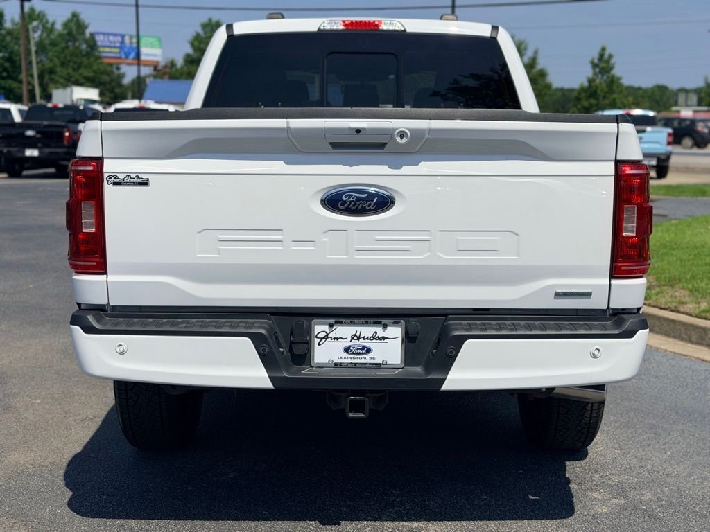 Used 2022 White Ford XLT image 9