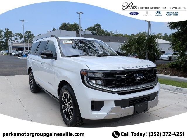 Certified Used 2025 Oxford White Ford Platinum image 1