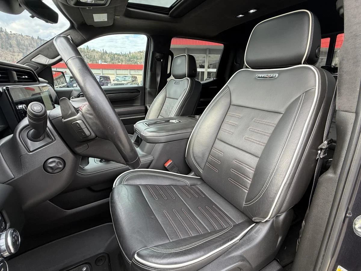 Used 2022 Grey GMC At4x image 13
