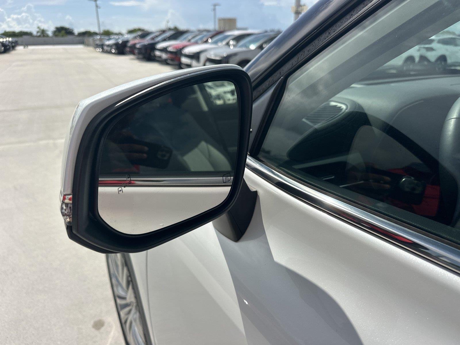 Used 2023 Wind Chill Pearl Toyota Platinum image 14