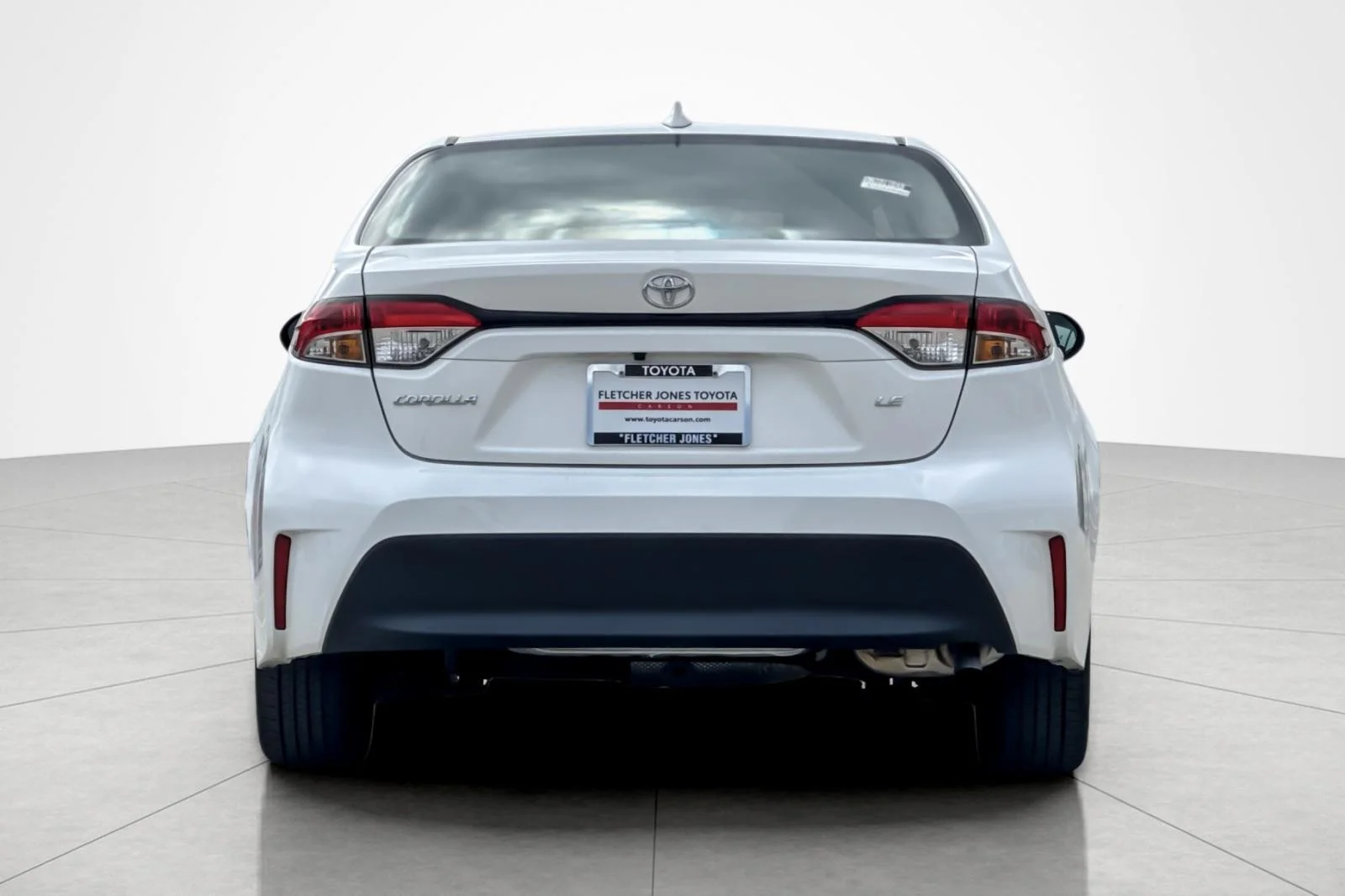 Certified Used 2024 WHITE Toyota LE image 4