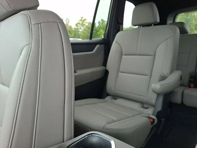 New 2027 Sterling Metallic GMC Elevation image 12