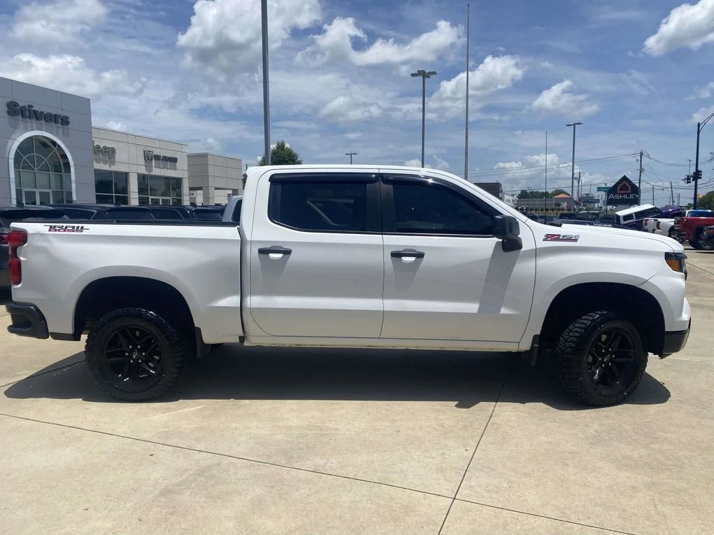 Used 2024 White Chevrolet Custom Trail Boss image 10