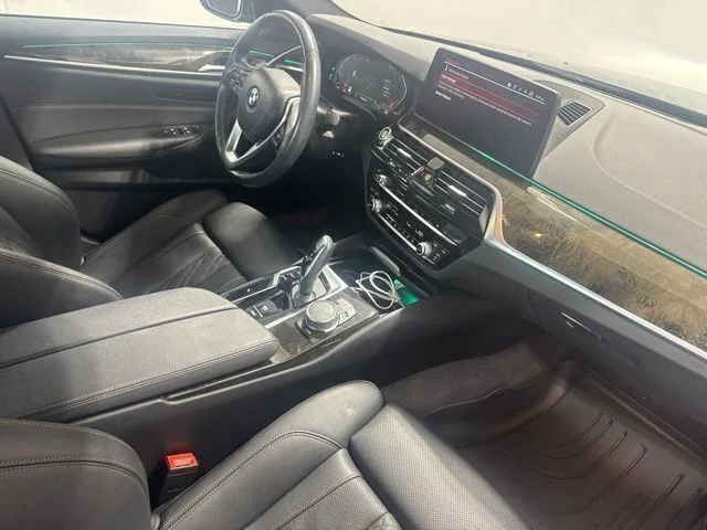 Used 2023 Black BMW 540i image 24