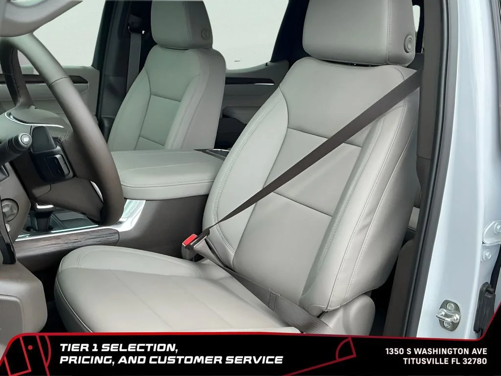 New 2026 Glacier White Tricoat GMC SLT image 27