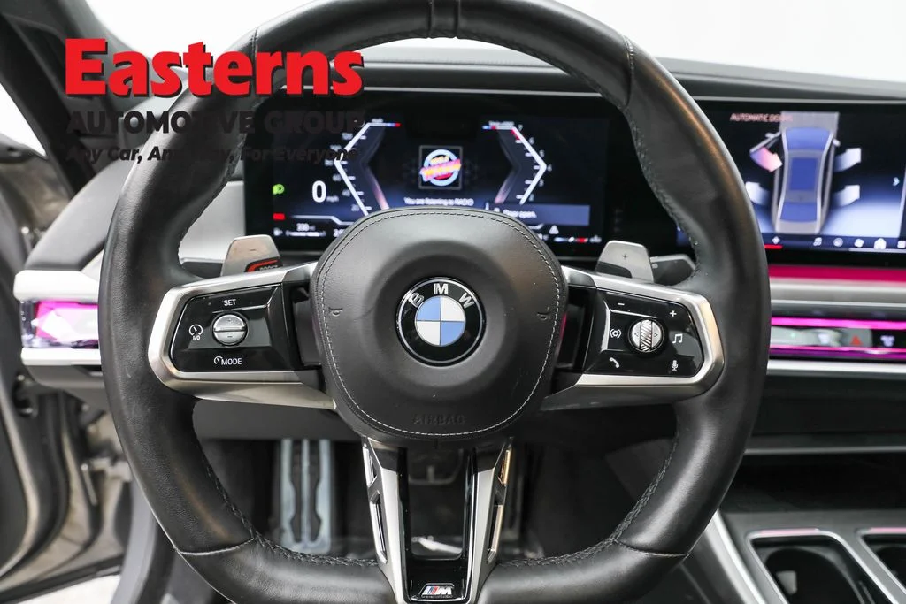 Used 2023 Gray BMW 760i xDrive image 10