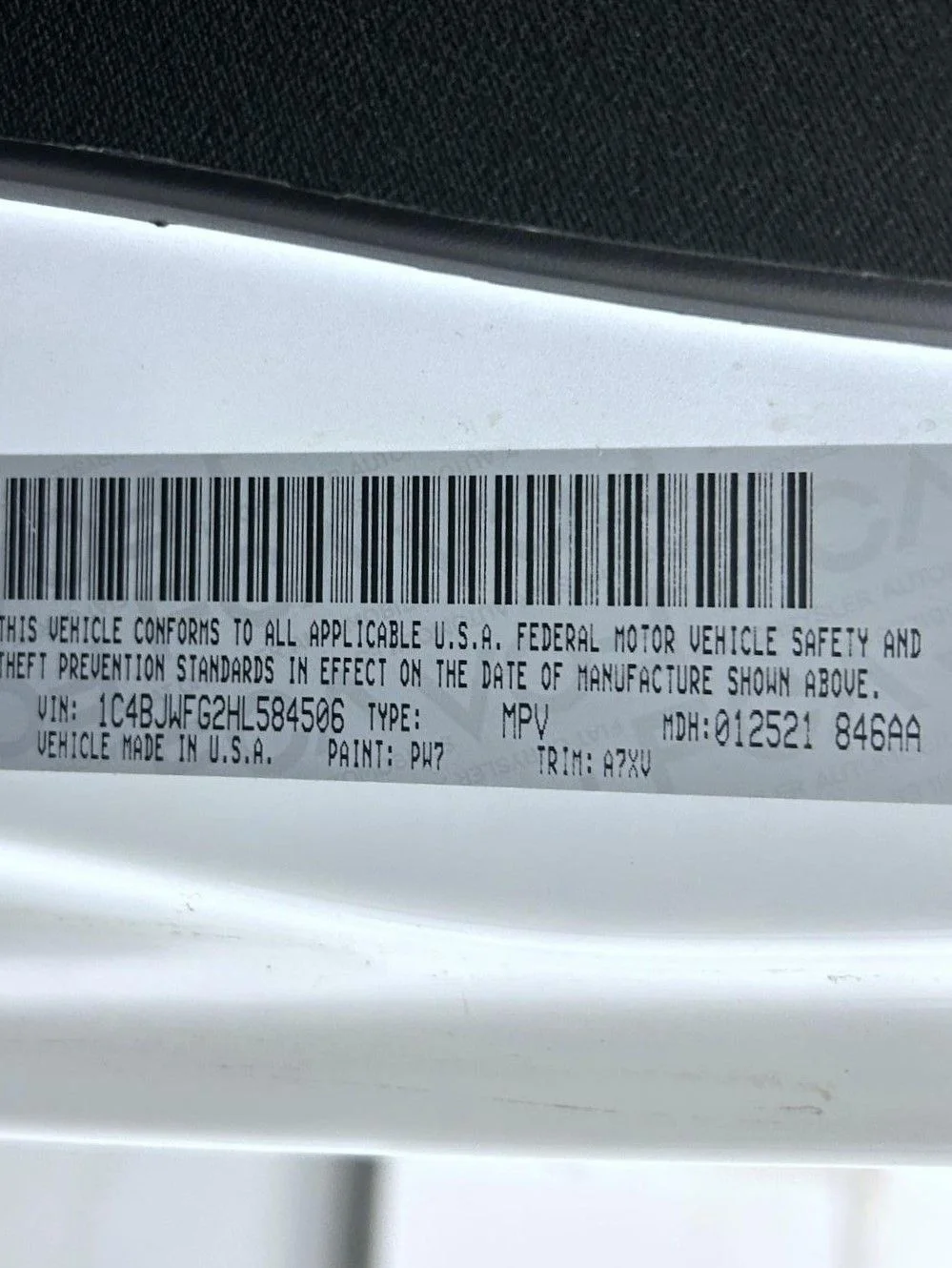 Used 2017 White Jeep Unlimited Rubicon image 23