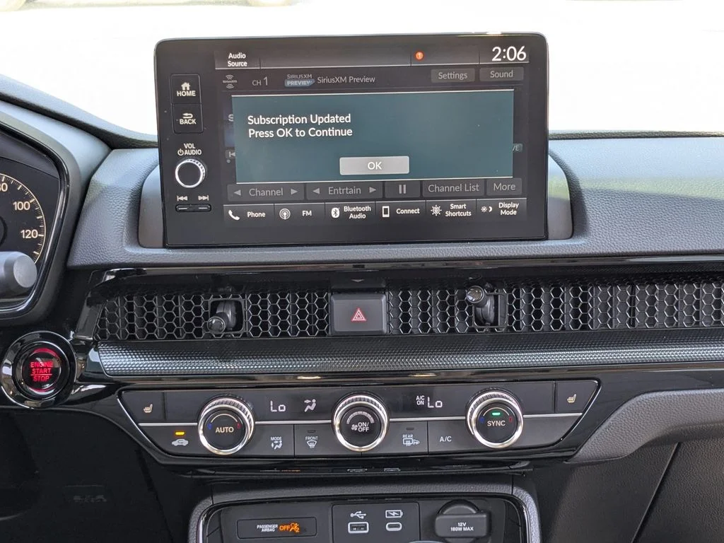 Used 2025 Gray Honda EX-L image 19