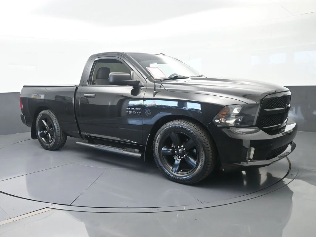 Used 2018 Brilliant Black Crystal Pearlcoat Ram Express image 8