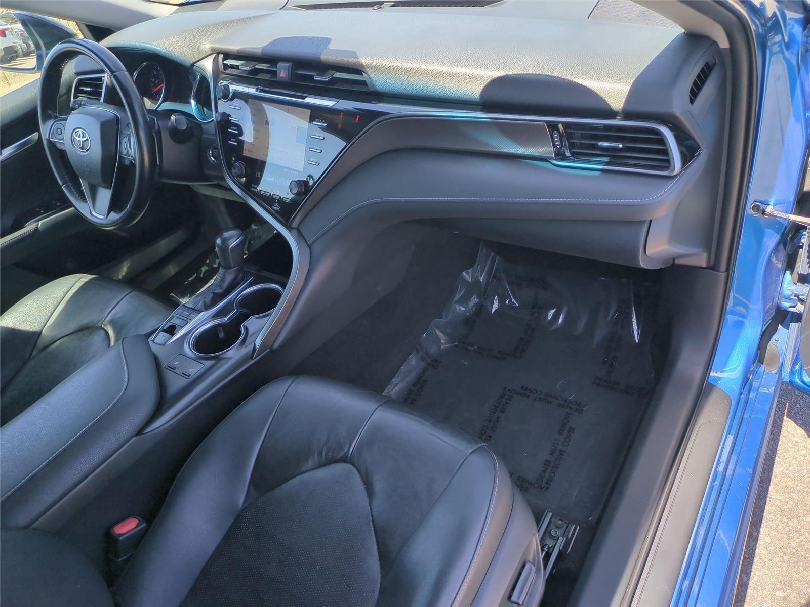 Used 2019 Blue Streak/Midnight Black Metallic Toyota XSE image 40